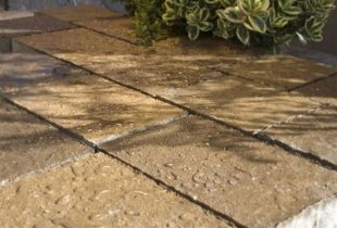 Уточнение бетона, используемого Libet, является прорывом в поддержании и обслуживании тротуарной плитки. Жидкая грязь не оставит на ней никаких следов. Брызги от автомобильного масла, кетчупа и т. Д. Все, что нужно вытереть.