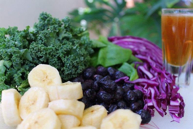 Здоровые фрукты и овощи